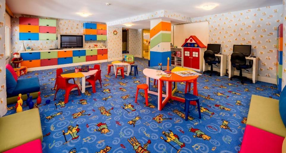 Vuni Palace Luxury Resort & Beach & Casino ไคริเนีย ภายนอก รูปภาพ